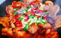 老母鸡贴饼子（附简易辣椒油做法）