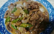 简单吃一顿，线椒洋葱炒鸡心鸭胗