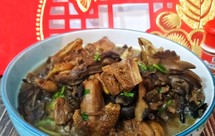 家常版小鸡炖榛蘑