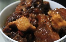 秘制精炖牛筋牛尾