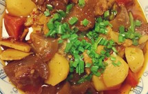 家常牛蹄筋的做法，这种蹄筋比冷冻碱泡的蹄筋好吃