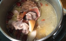 大海螺炖老母鸡