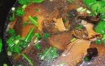 羊肚菌红菇牛骨汤