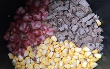 电饭锅炒饭：潮汕牛筋丸腊味饭