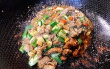 黑胡椒秋葵杏鲍菇牛排粒 by wqy