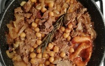 鹰嘴豆羊腿肉洋葱炖