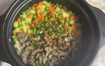 黑椒牛柳煲仔饭