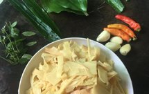 黄笋片炒小米辣