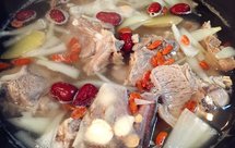 白汤羊蝎子火锅