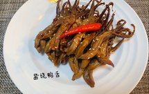 酱烧鸭舌