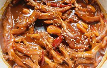 超级软糯的香辣鸭掌