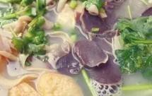 不放味精的快手鸭血粉丝汤