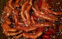 完爆小吃摊之卤鸭爪