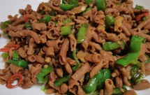 爆炒鸭肠-超下饭的妈妈菜谱