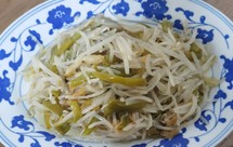 甜椒（青椒）榨菜炒绿豆芽（3⭐半）