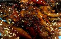 周黑鸭风味鸡翅，鸡爪（鸭脖鸭翅鸭舌锁骨均可）