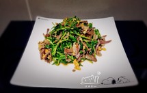 枸杞头拌鸭胗鸭肝