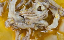 酸萝卜老鸭汤炖鸭爪