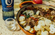 珐琅锅版黄鱼排骨年糕暖锅