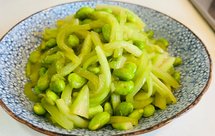 西瓜皮炒毛豆子