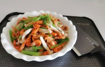 白玉菇丝瓜烧河虾