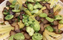 农家菜之春笋蚕豆蒸酱油肉