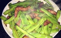 黑椒牛柳炒刀豆