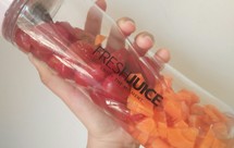 胡萝卜圣女果汁