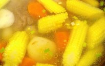 玉米笋鸡汤