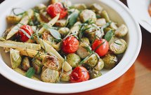 橄榄油烤孢子甘蓝玉米笋