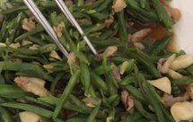 五花肉丝炒刀豆