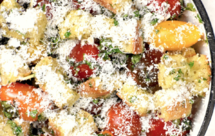 铸铁锅：圣女果面包干