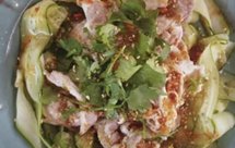 胡瓜とパクチーの冷しゃぶサラダ