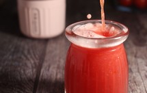 护肤护眼的鲜榨圣女果汁