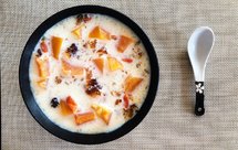 美颜甜品木瓜牛奶炖桃胶