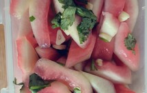 变废为宝小咸菜~西瓜皮咸菜好吃极啦