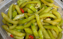 清脆开胃西瓜皮