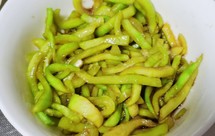 白粥好伴侣～凉拌西瓜皮