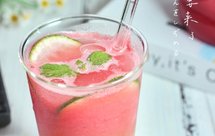 西瓜猕猴桃养乐多饮