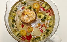 金桔雪梨菊花养生茶