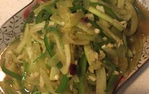 酸辣西瓜皮～～不是所有的西瓜，都有好吃的皮啊