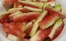 腌西瓜皮（简单粗暴版；副产品西瓜汁）