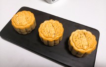 五仁月饼
