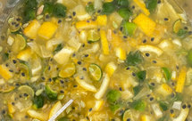 金桔柠檬百香果蜂蜜茶