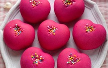 不会变色的火龙果爱心面包