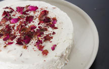 远比你想象的有内涵——玫瑰荔枝芝士蛋糕