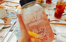 樱花荔枝气泡饮