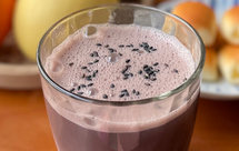 桑葚黑芝麻豆浆