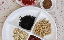 鹰嘴豆多谷物豆浆