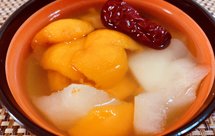 冰糖枇杷炖雪梨